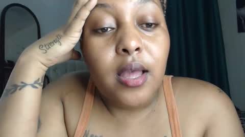 Snapshot of pretty_annah chatting on May 2026 10:26:02 PM Annah online show from May 2026 10:26:02 PM