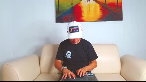 pretty_boy_model0 online show from February 2025 10:00:02 PM