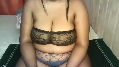 chichi online show from November 2025 11:59:01 PM
