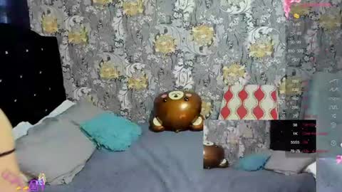 Snapshot of pretty_cristal22 chatting on July 2026 12:00:02 PM pretty_cristal22 online show from July 2026 12:00:02 PM