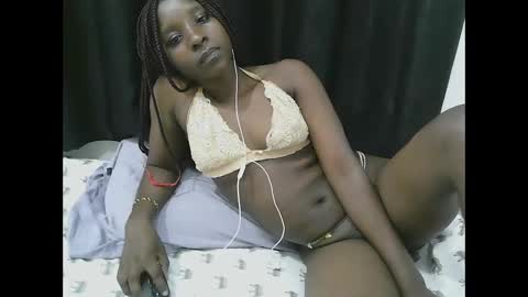 pretty online show from May 2026 12:29:02 AM
