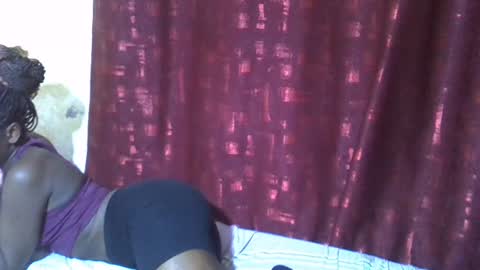 Snapshot of pretty_ebby chatting on July 2026 05:27:02 PM pretty_ebby online show from July 2026 05:27:02 PM