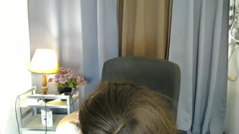 Kim online show from February 2025 04:53:01 AM