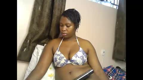 pretty_kylah online show from April 2026 12:32:01 PM