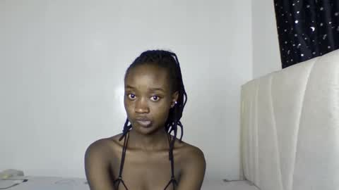 Snapshot of pretty_luv1 chatting on May 2026 11:07:02 AM pretty luv1 online show from May 2026 11:07:02 AM