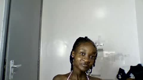 Snapshot of pretty_luv1 chatting on June 2026 11:42:02 AM pretty luv1 online show from June 2026 11:42:02 AM