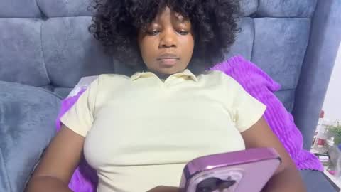 Pretty peaches online show from January 2026 12:10:02 PM