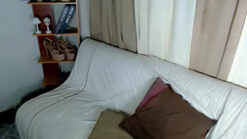 Snapshot of pretty_percy chatting on June 2026 05:28:01 PM hi im percy online show from June 2026 05:28:01 PM