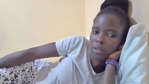 pretty_petite_ebony online show from February 2025 10:39:02 PM