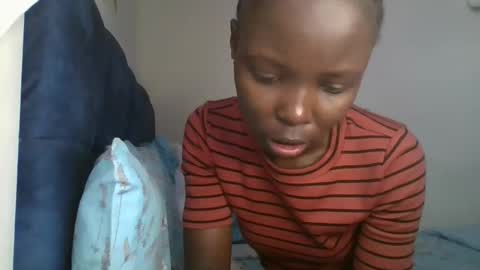 pretty_petite_ebony online show from February 2026 05:58:01 AM