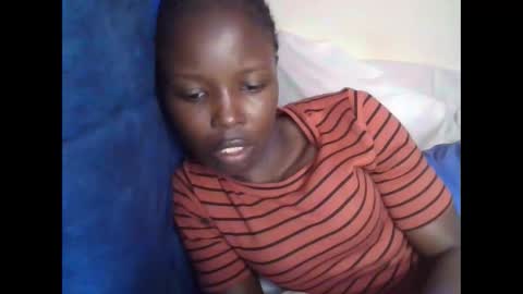 pretty_petite_ebony online show from March 2026 07:36:01 AM