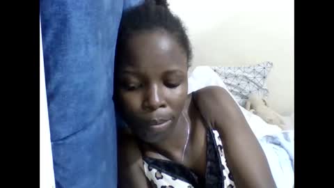 Snapshot of pretty_petite_ebony chatting on May 2026 12:07:01 AM pretty_petite_ebony online show from May 2026 12:07:01 AM