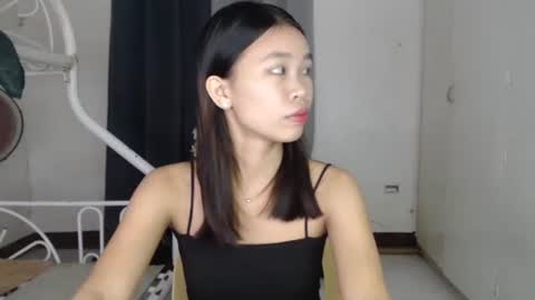 Snapshot of pretty_princes19 chatting on May 2026 07:22:01 PM Princess online show from May 2026 07:22:01 PM