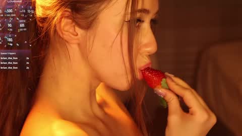 Elina online show from January 2025 01:54:01 AM