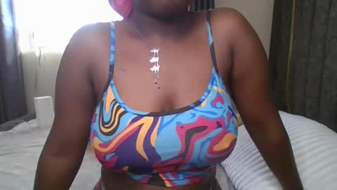 pretty_shila online show from January 2026 01:37:02 PM