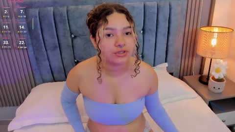 Snapshot of pretty_sunlight_ chatting on July 2026 12:28:01 AM Daisy Flower online show from July 2026 12:28:01 AM