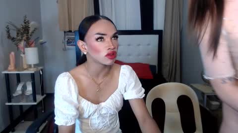 prettyakhira online show from February 2025 12:38:02 PM