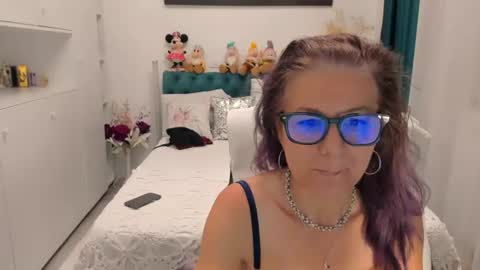 Snapshot of prettyblackeyes chatting on June 2026 05:51:02 AM wilma online show from June 2026 05:51:02 AM