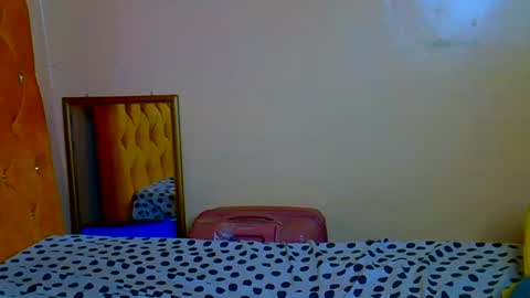 Snapshot of prettycandy0 chatting on March 2026 04:42:02 AM prettycandy0 online show from March 2026 04:42:02 AM