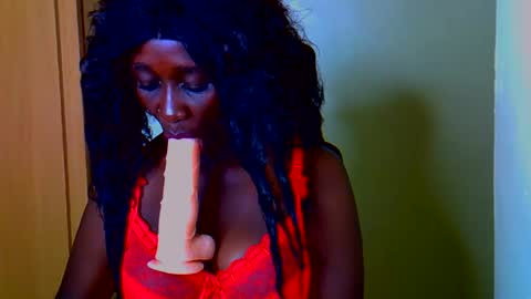 Snapshot of prettycandy0 chatting on May 2026 11:12:03 PM prettycandy0 online show from May 2026 11:12:03 PM