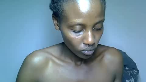 Prettiesexxy online show from December 2025 12:46:02 PM