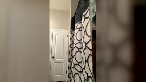 Snapshot of prettyfacefemale chatting on February 2026 07:46:01 AM prettyfacefemale online show from February 2026 07:46:01 AM