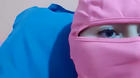 PrettyFeet online show from December 2025 11:13:02 PM