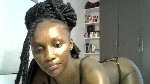 Pretty darkskin doll online show from April 2026 08:59:02 AM
