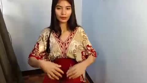 Snapshot of prettylittle_lady chatting on May 2026 01:40:01 PM prettylittle_lady online show from May 2026 01:40:01 PM