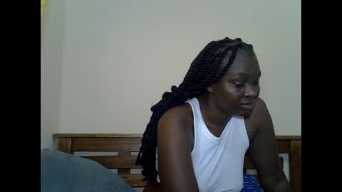 LILIAN online show from May 2026 12:17:02 AM