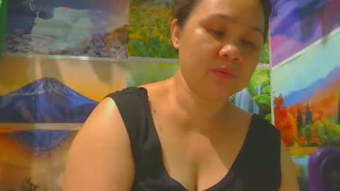 Nhing online show from November 2025 01:34:01 PM