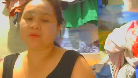 Snapshot of prettynhing chatting on February 2026 01:32:02 PM Nhing online show from February 2026 01:32:02 PM