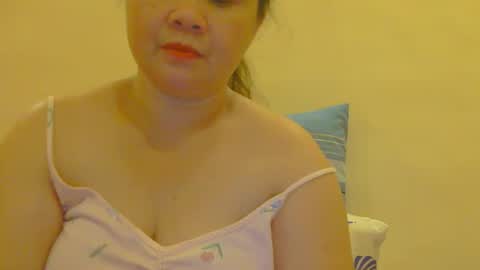 Snapshot of prettynhing chatting on February 2026 03:05:02 PM Nhing online show from February 2026 03:05:02 PM