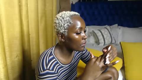 Snapshot of prettyquee chatting on April 2026 10:02:02 PM sasha online show from April 2026 10:02:02 PM