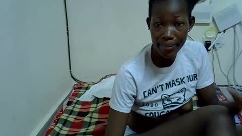 Pretty Queen online show from November 2025 07:43:02 AM