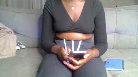 pretty queen online show from February 2025 01:13:02 AM