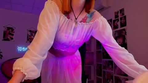 Mila -NONUDE MODEL online show from December 2024 08:00:02 AM
