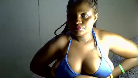 Snapshot of prettyriss chatting on April 2026 10:54:02 PM prettyriss online show from April 2026 10:54:02 PM