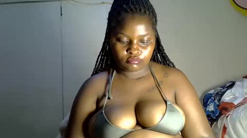 Snapshot of prettyriss chatting on April 2026 06:27:02 PM prettyriss online show from April 2026 06:27:02 PM