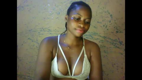 prettyxxpac online show from February 2026 01:03:01 AM