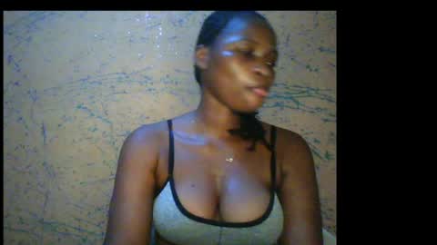 Snapshot of prettyxxpac chatting on April 2026 03:07:01 PM prettyxxpac online show from April 2026 03:07:01 PM