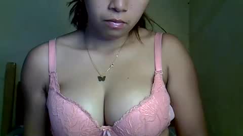 Snapshot of prettyy01 chatting on May 2026 02:03:01 PM prettyy01 online show from May 2026 02:03:01 PM