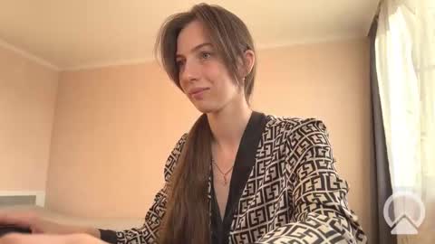 prettyyy_angel online show from November 2025 01:12:02 PM