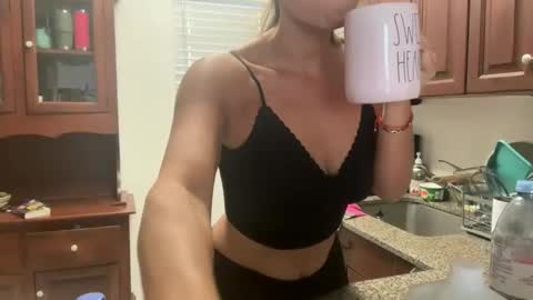 prettyyykittyyy22 online show from March 2026 02:36:02 PM