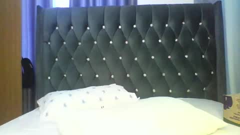 Snapshot of pretymellani chatting on January 2026 07:57:01 AM pretymellani online show from January 2026 07:57:01 AM