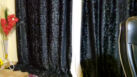 priceless_sexy online show from March 2025 02:03:01 AM