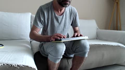 prince_89 online show from December 2024 12:51:02 PM