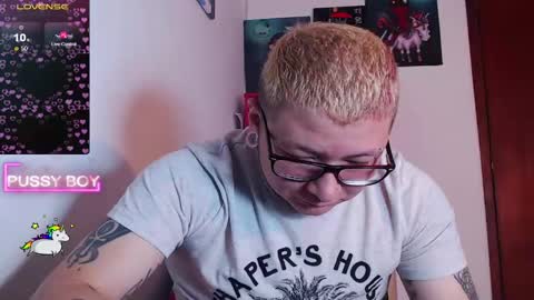 Snapshot of prince_ftm1 chatting on January 2025 05:44:02 PM Prince online show from January 2025 05:44:02 PM