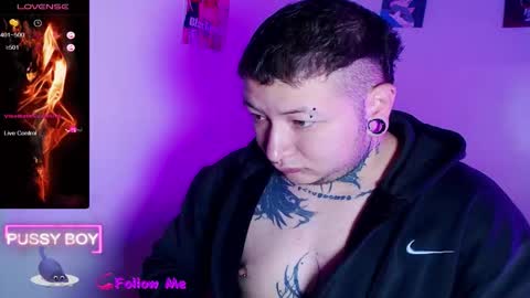 Snapshot of prince_ftm1 chatting on November 2025 02:33:01 PM Prince online show from November 2025 02:33:01 PM