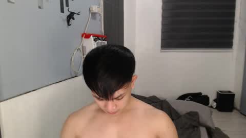 Prince Adrian online show from December 2025 06:48:01 PM